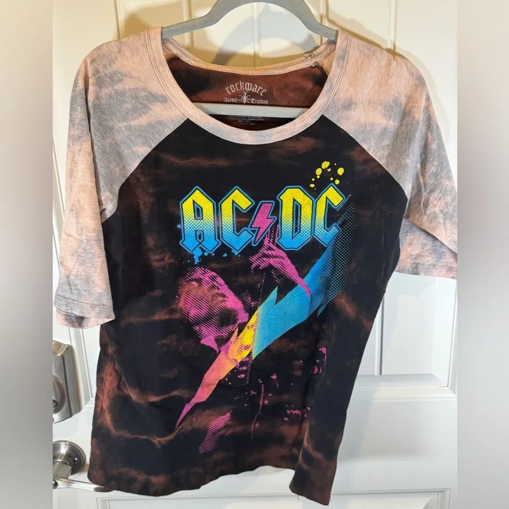 Girls XXL AC/DC 3/4 Length Sleeve Custom Bleach Dye Tee - Picture 1 of 4